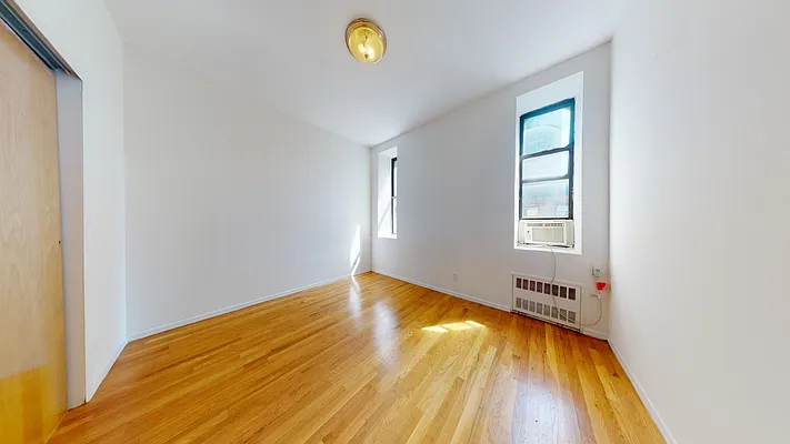 1297 Lexington Avenue - Photo 9