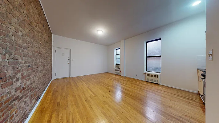 1297 Lexington Avenue - Photo 6