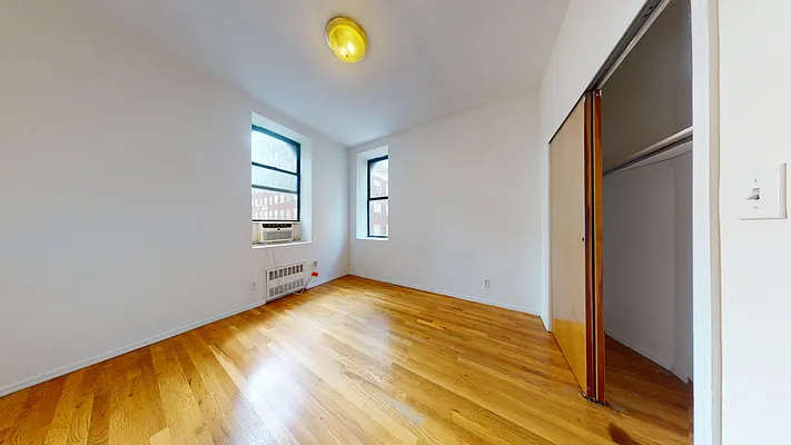 1297 Lexington Avenue - Photo 10