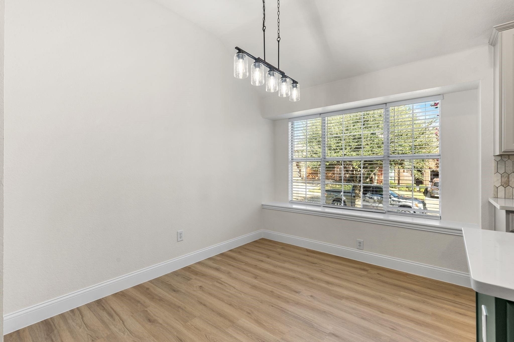 8200 Watson Road - Photo 18