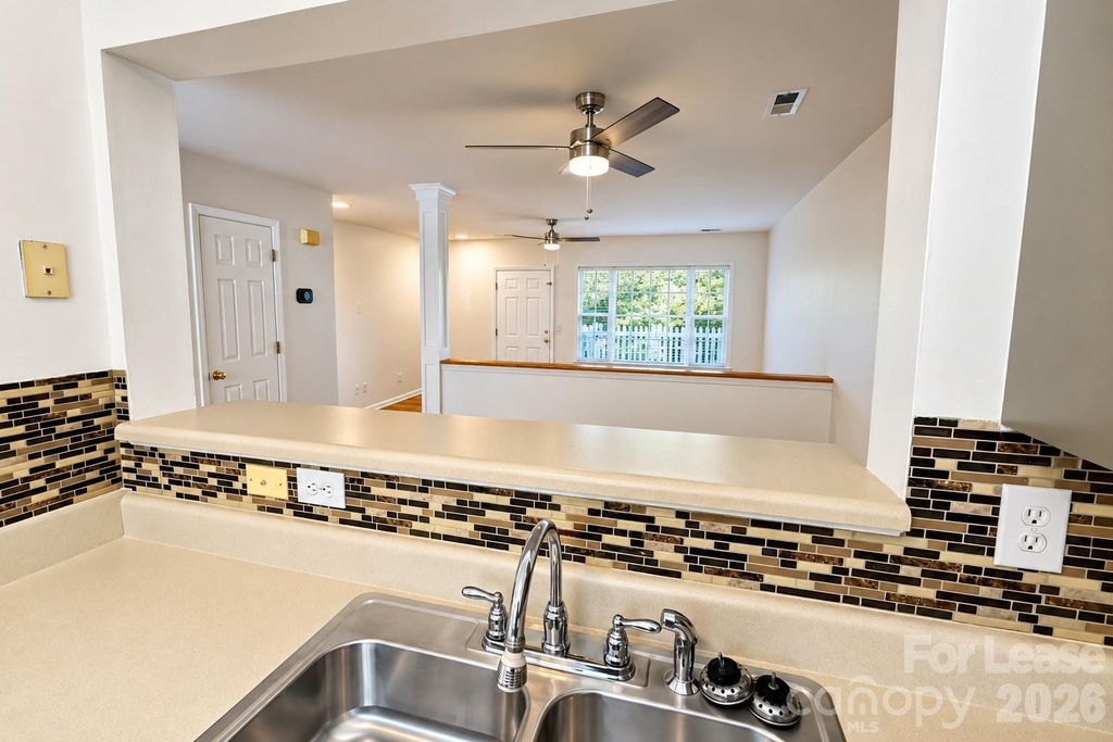 3636 Melrose Cottage Drive - Photo 2