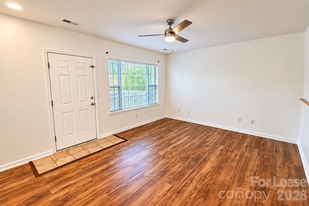 3636 Melrose Cottage Drive - Photo 10