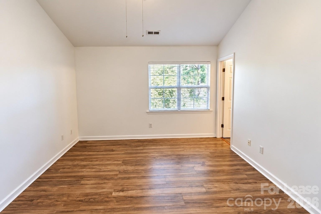 3636 Melrose Cottage Drive - Photo 18