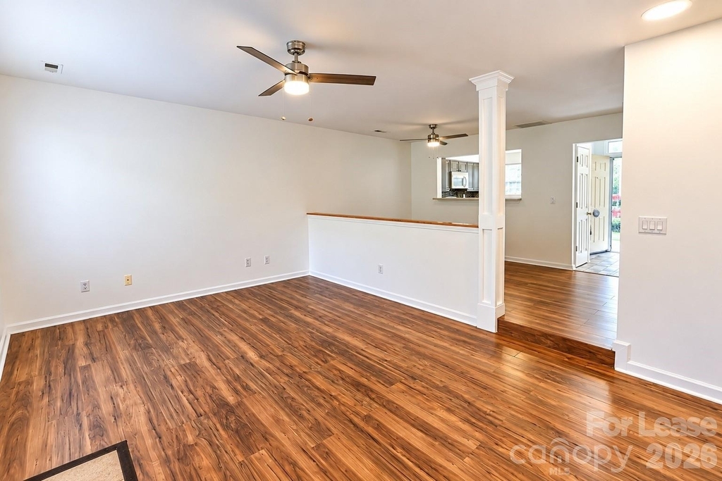 3636 Melrose Cottage Drive - Photo 11