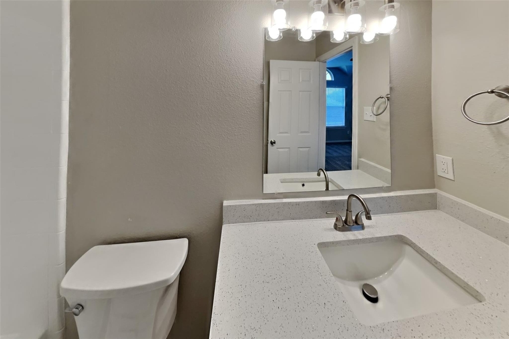 4408 Lansbury Lane - Photo 18
