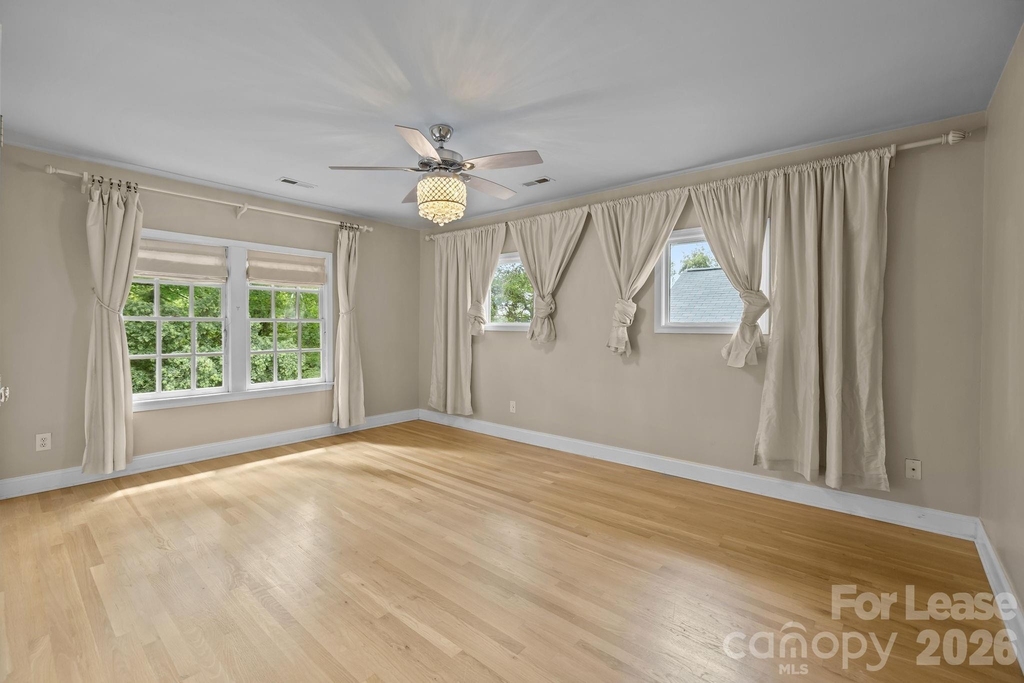 1705 Fountain View - Photo 20
