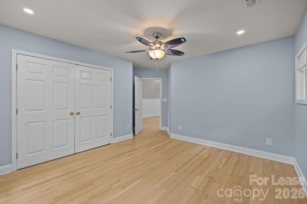 1705 Fountain View - Photo 24