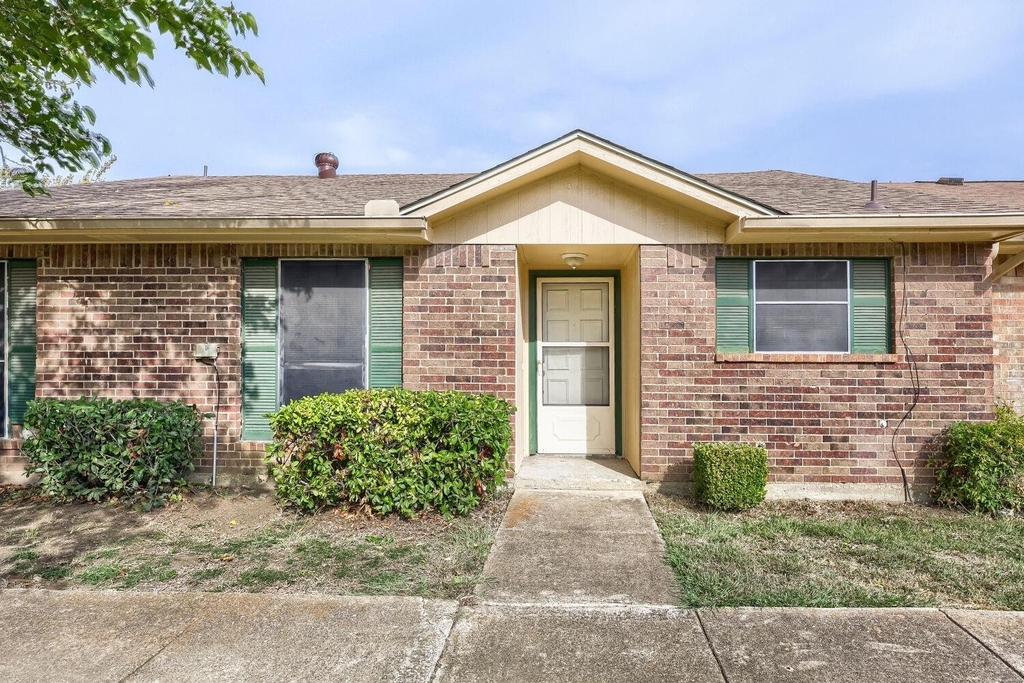 22 E Townhouse Lane - Photo 0