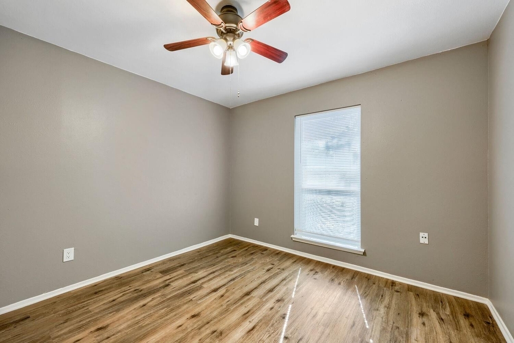 22 E Townhouse Lane - Photo 10