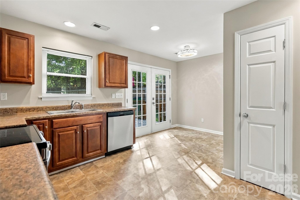 7419 Bent Oak Road - Photo 12