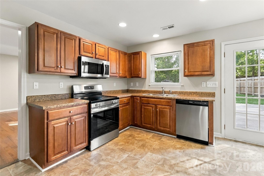 7419 Bent Oak Road - Photo 10
