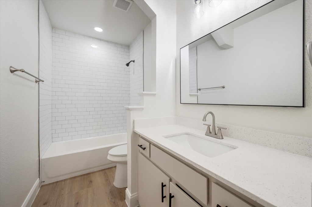 805 W Chambers Street - Photo 7