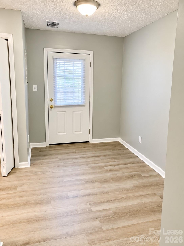 1107 3rd Avenue Sw - Photo 6