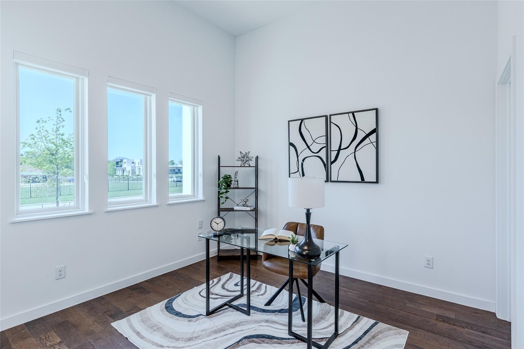 9742 Sunset Drive - Photo 5