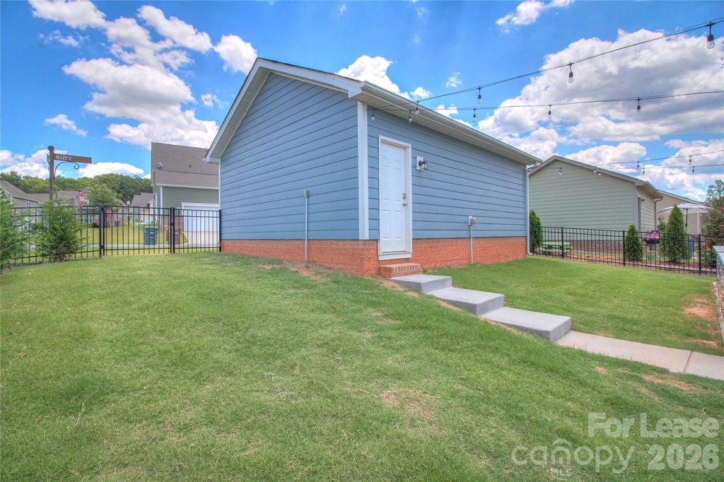 3007 Silverwood Drive - Photo 26