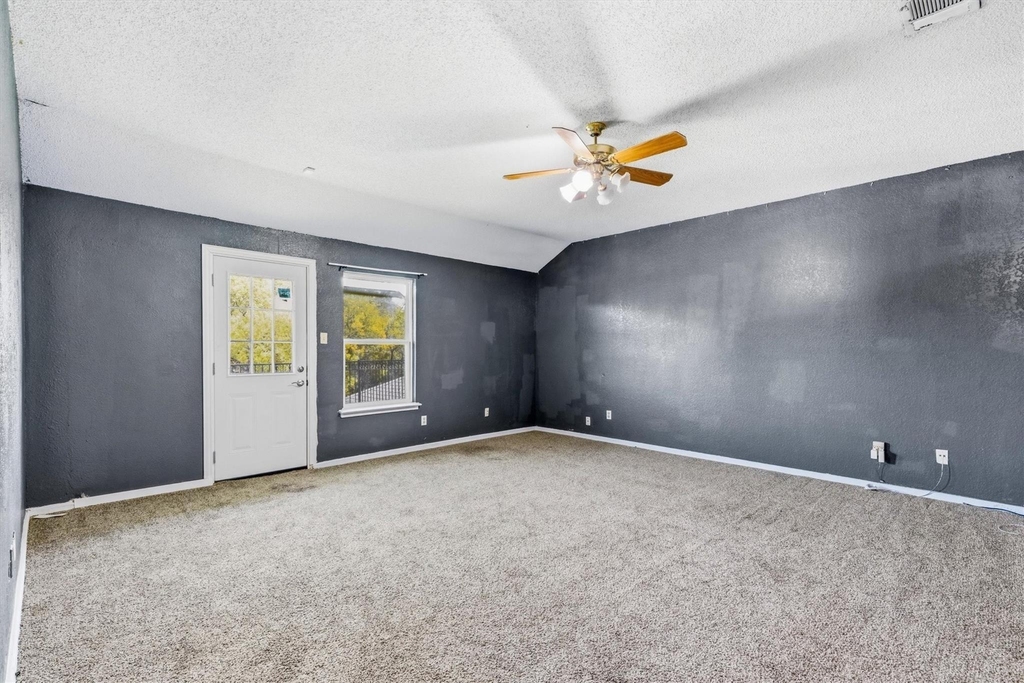 2324 Boardwalk Drive - Photo 14
