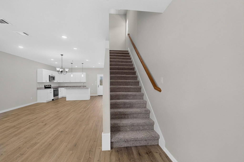 3327 Eastland Street - Photo 2