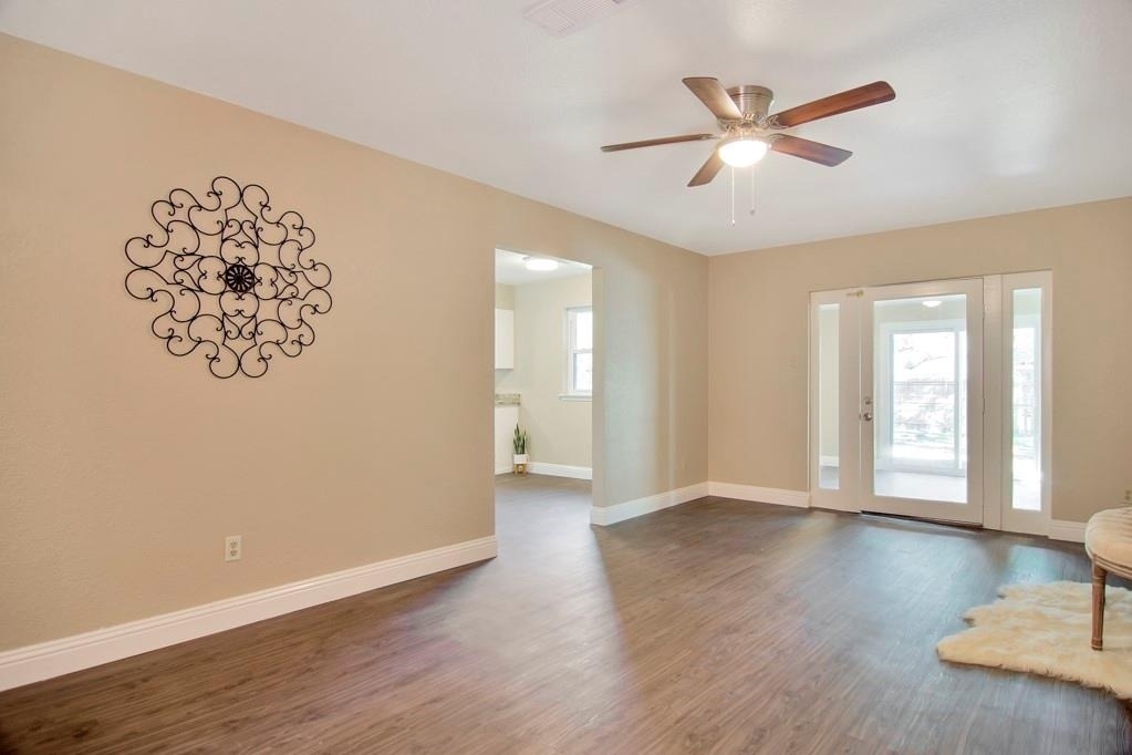 6904 Yorkston Street - Photo 10