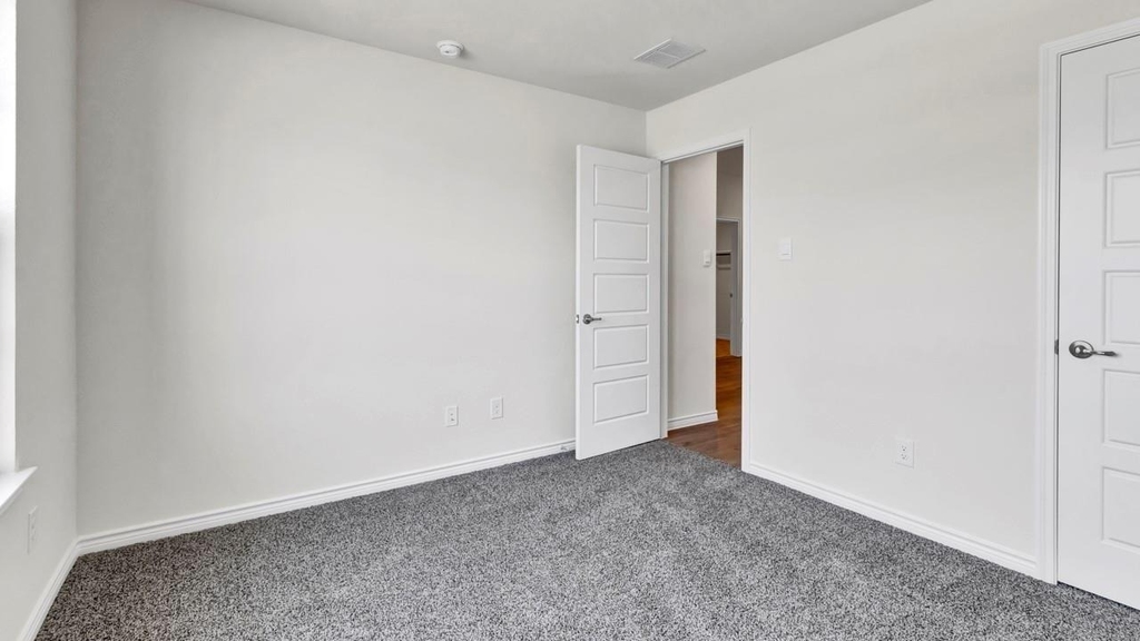 10505 Twisting Springs Drive - Photo 3