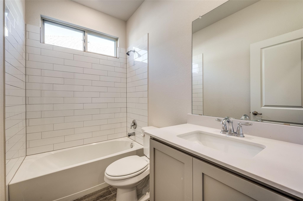 10505 Twisting Springs Drive - Photo 9
