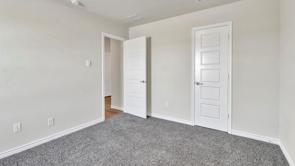10505 Twisting Springs Drive - Photo 5