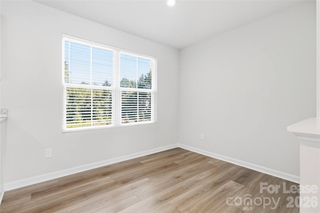 1134 Canando Street - Photo 12