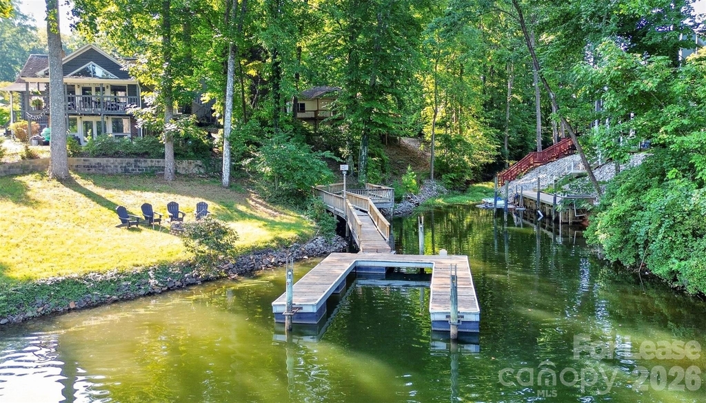 151 Seagrove Lane - Photo 2