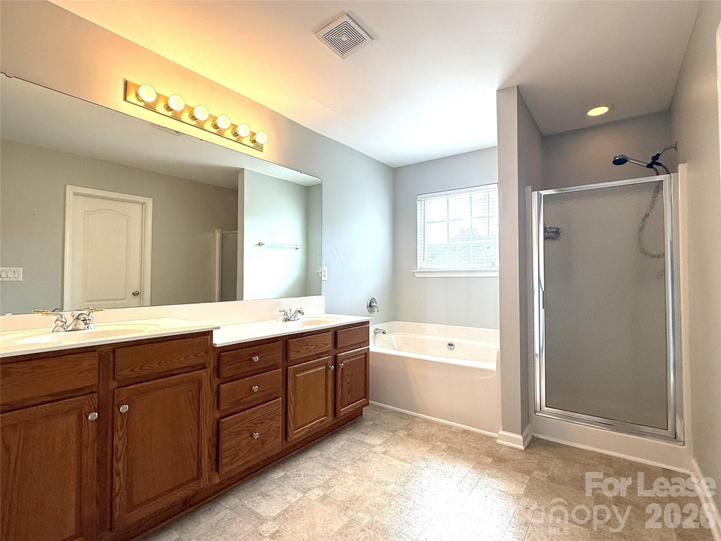 16727 Macanthra Drive - Photo 24