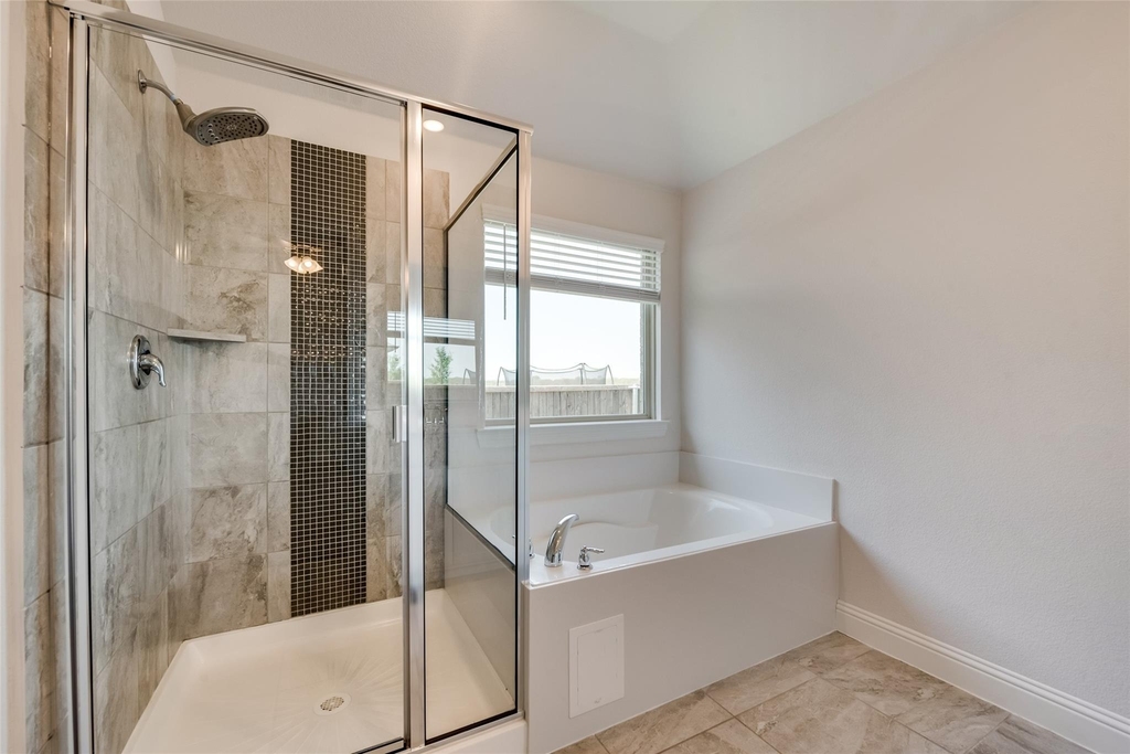 1211 Freestone Drive - Photo 4