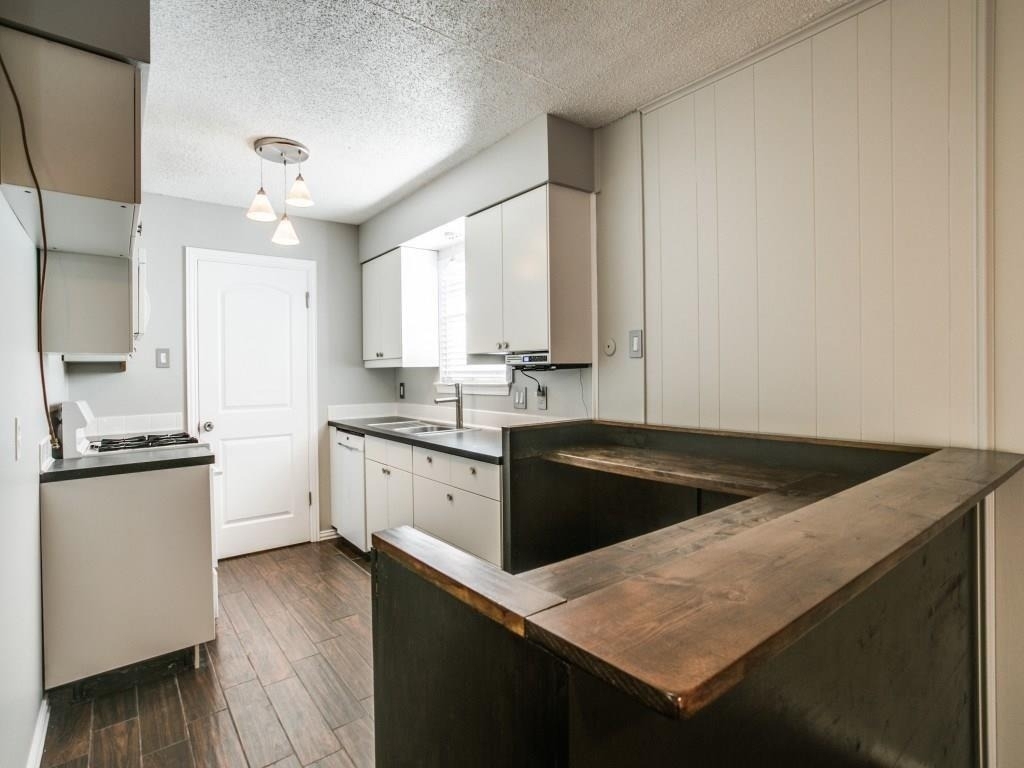 933 Meadow Mead Drive - Photo 1