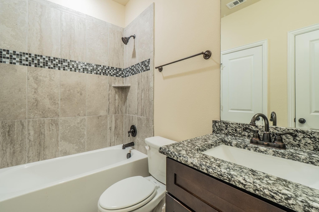 4110 Shavano Drive - Photo 15