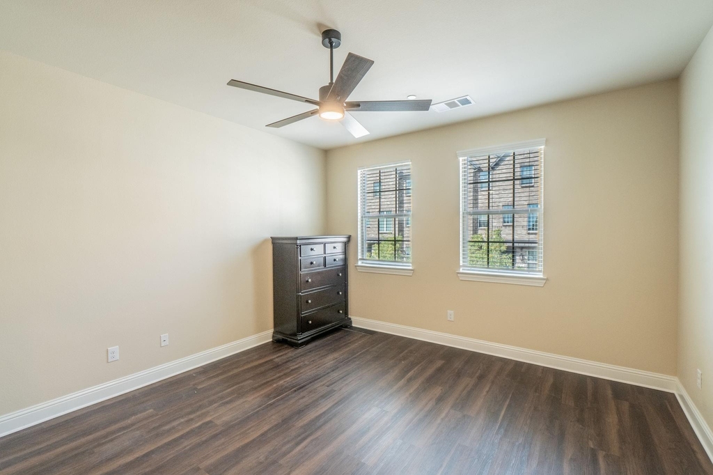 4110 Shavano Drive - Photo 10