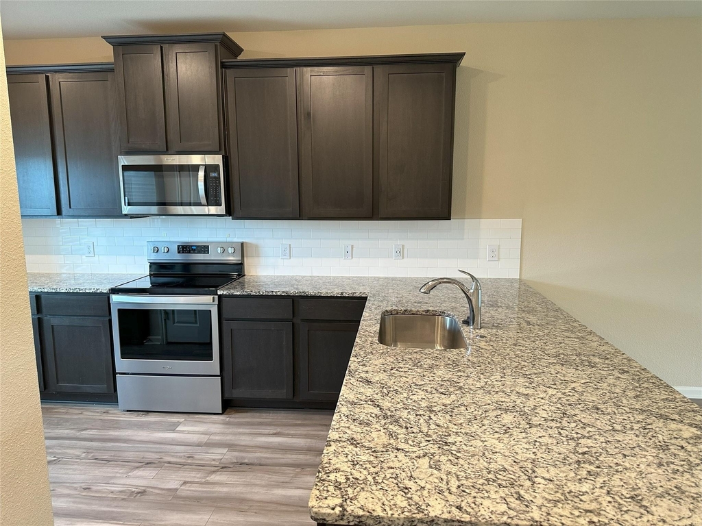 236 Elam Drive - Photo 7