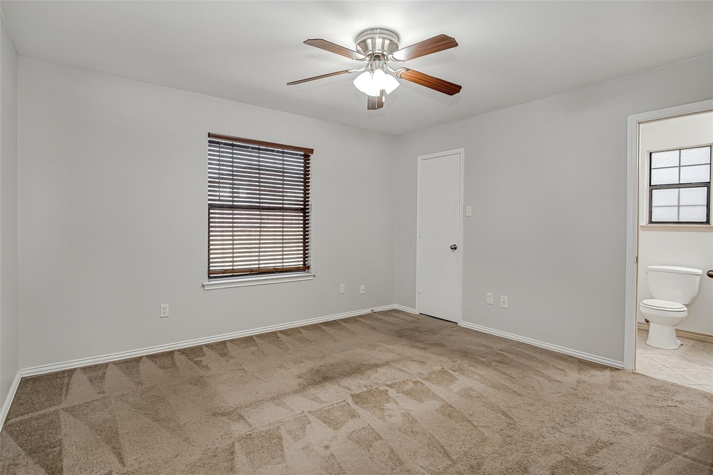 636 Ozark Avenue - Photo 16