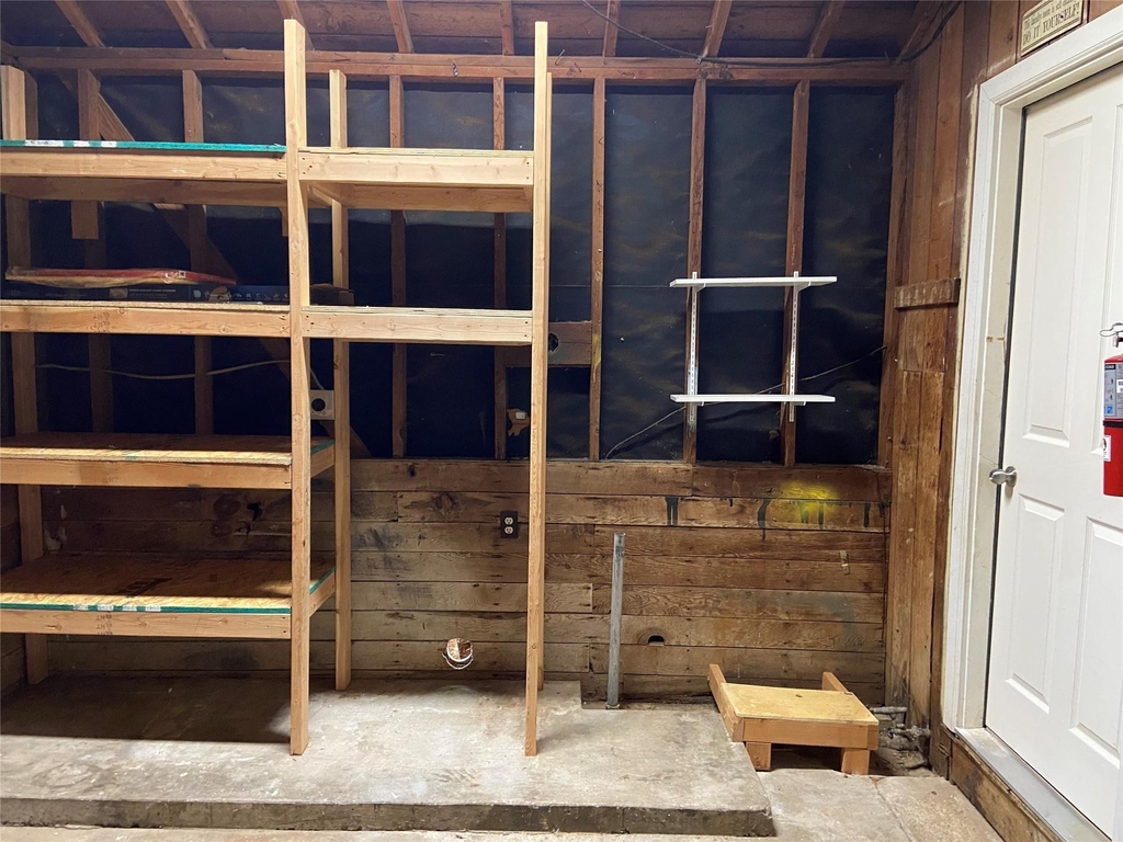 506 N Lamar Street - Photo 14