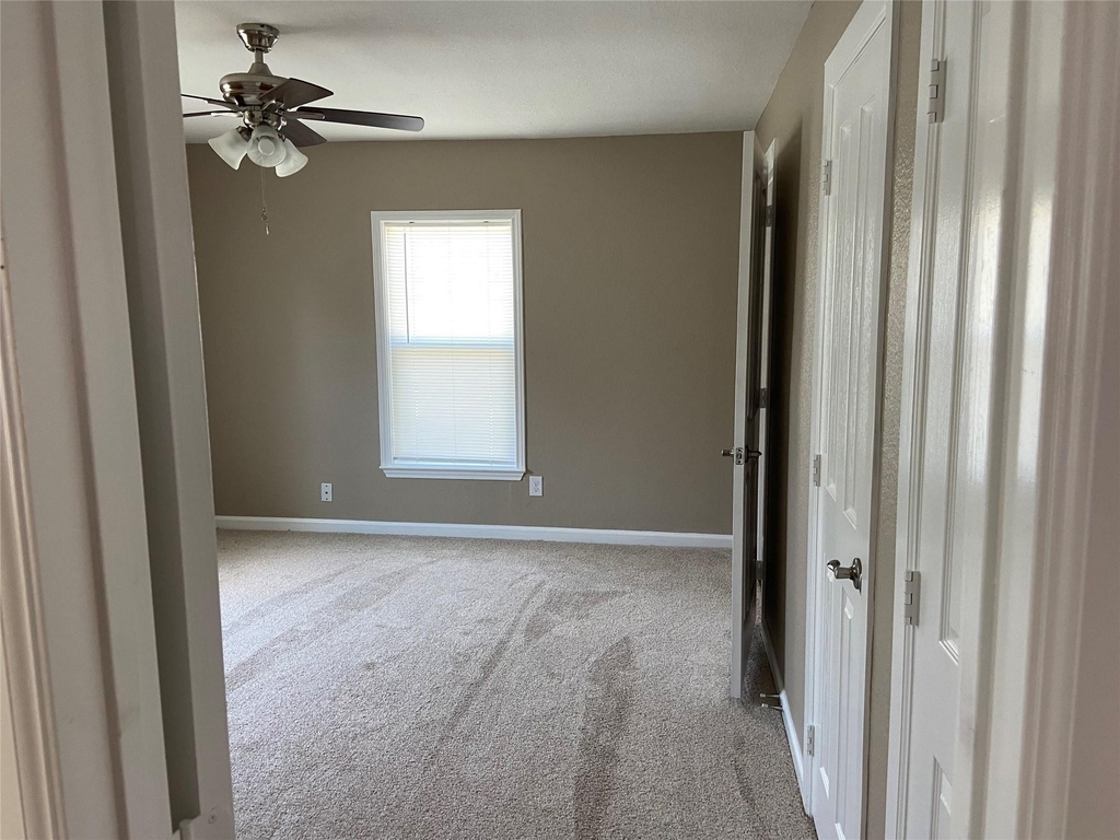 506 N Lamar Street - Photo 3