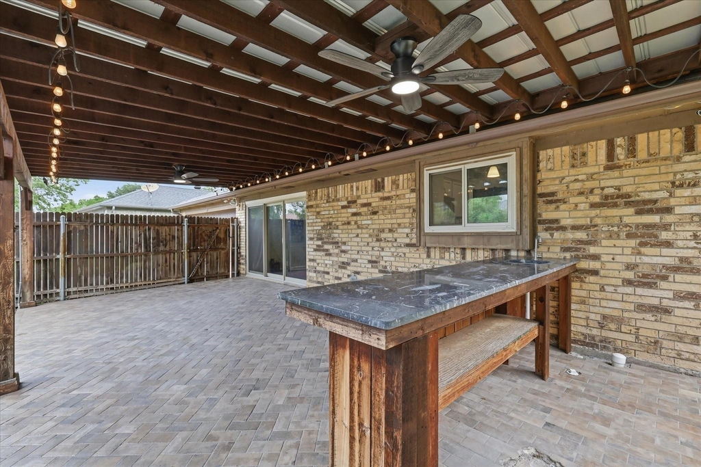 1614 Sunswept Terrace - Photo 11