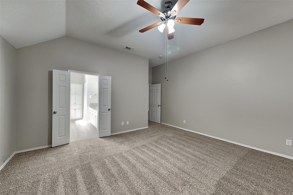 8908 Saranac Trail - Photo 6