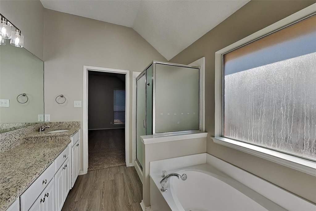 8908 Saranac Trail - Photo 9