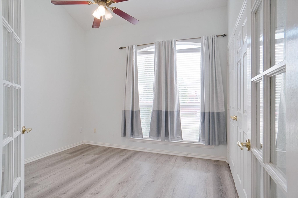 1828 Lacey Oak Lane - Photo 13