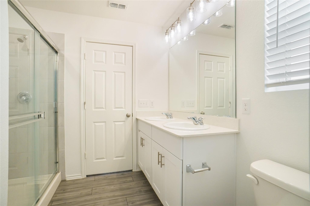 1828 Lacey Oak Lane - Photo 11