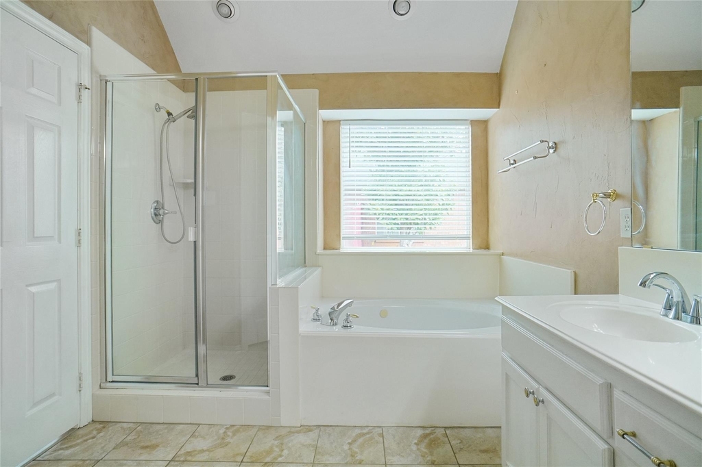 1828 Lacey Oak Lane - Photo 8