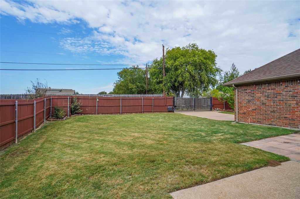 1828 Lacey Oak Lane - Photo 14