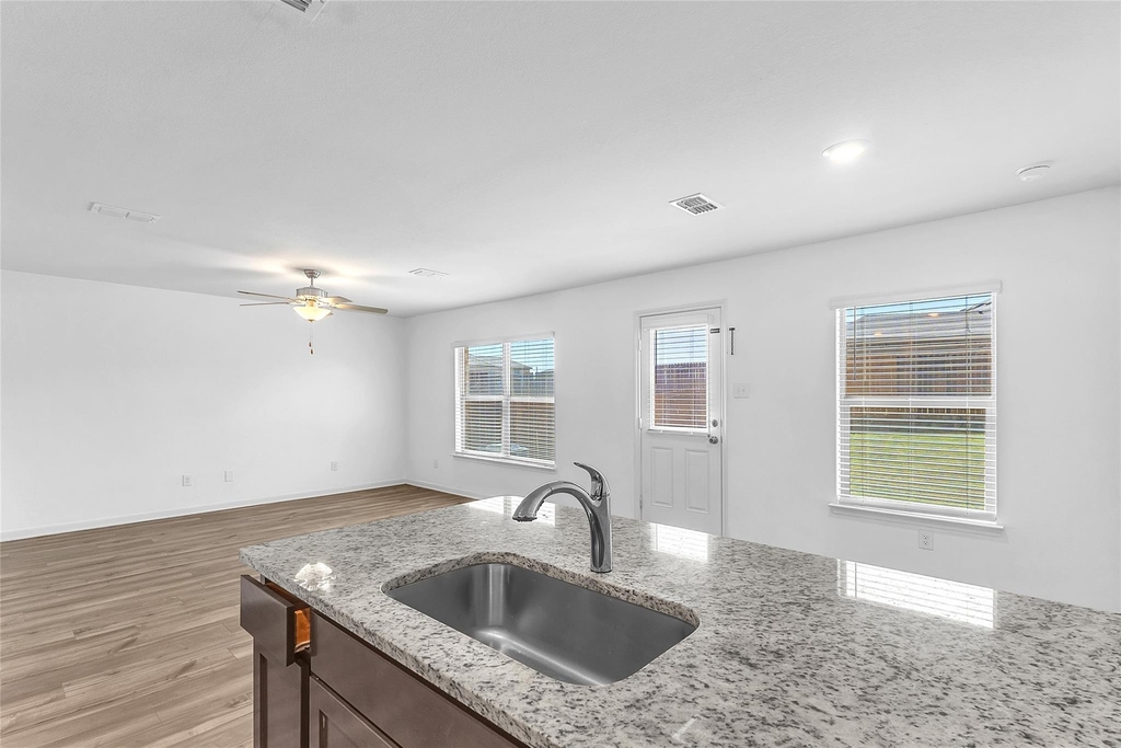 3083 Chillingham Drive - Photo 11
