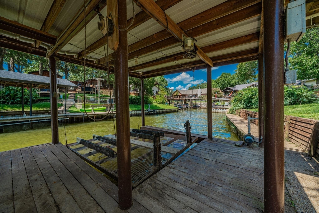 102 Northwood Place - Photo 24