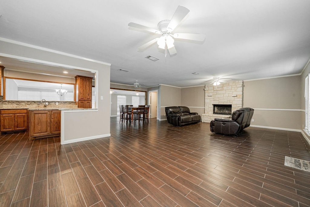 102 Northwood Place - Photo 7