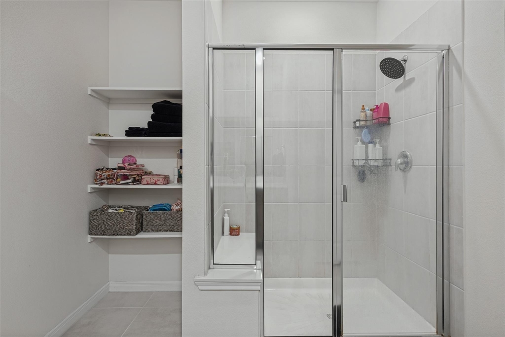 1601 Grand Villa Street - Photo 18