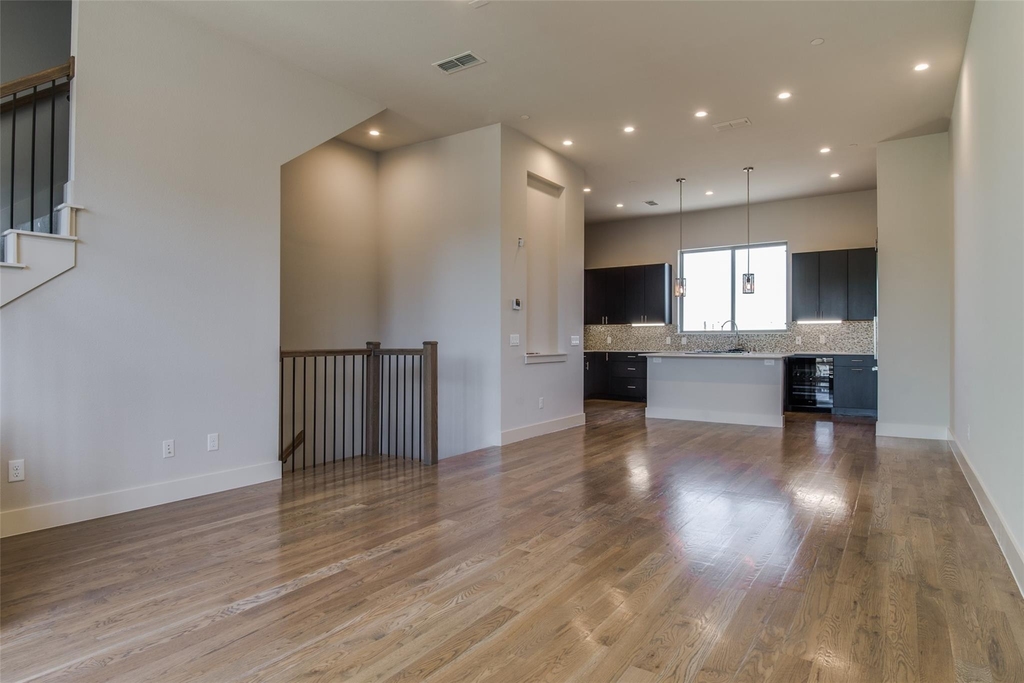 101 Decker Drive - Photo 8