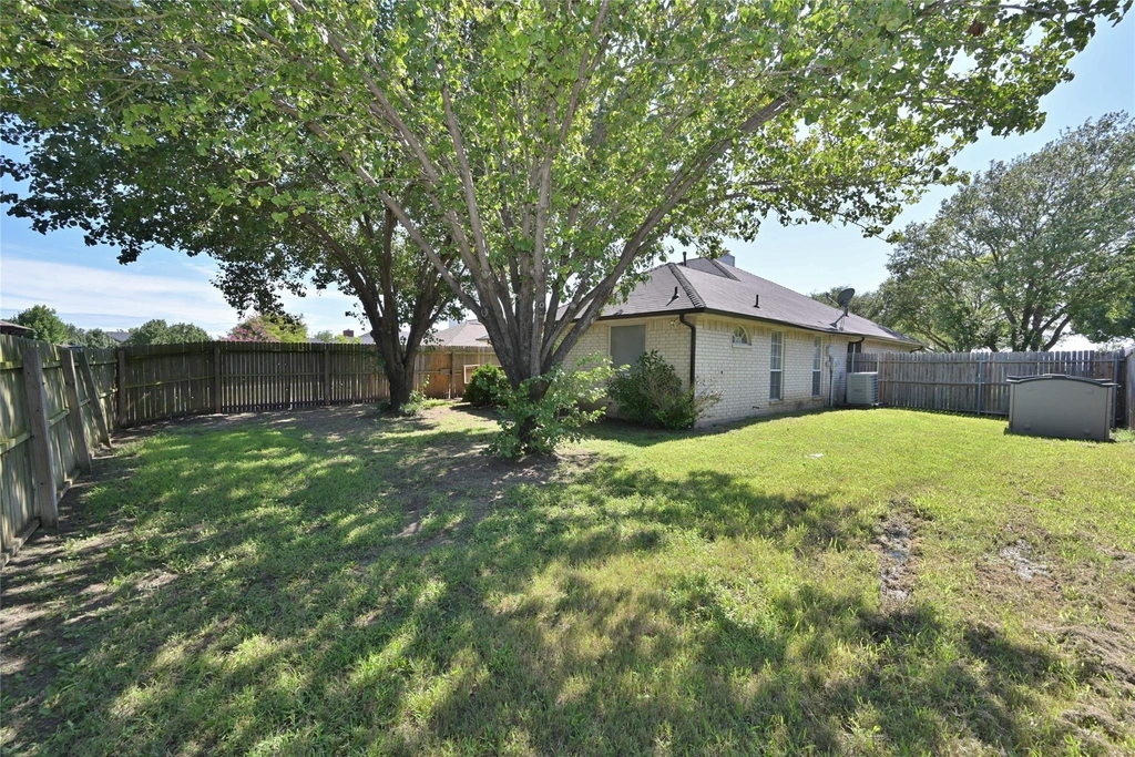 211 Barbara Way - Photo 33
