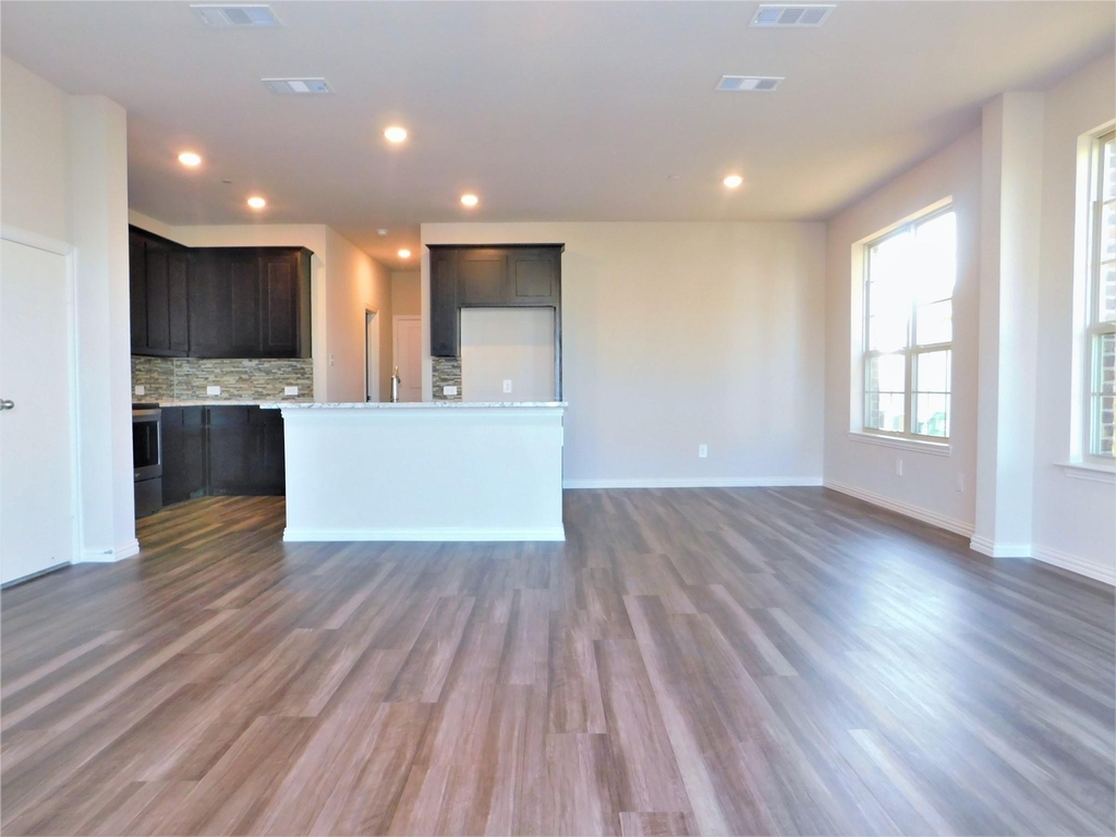 3325 Solana Circle - Photo 4
